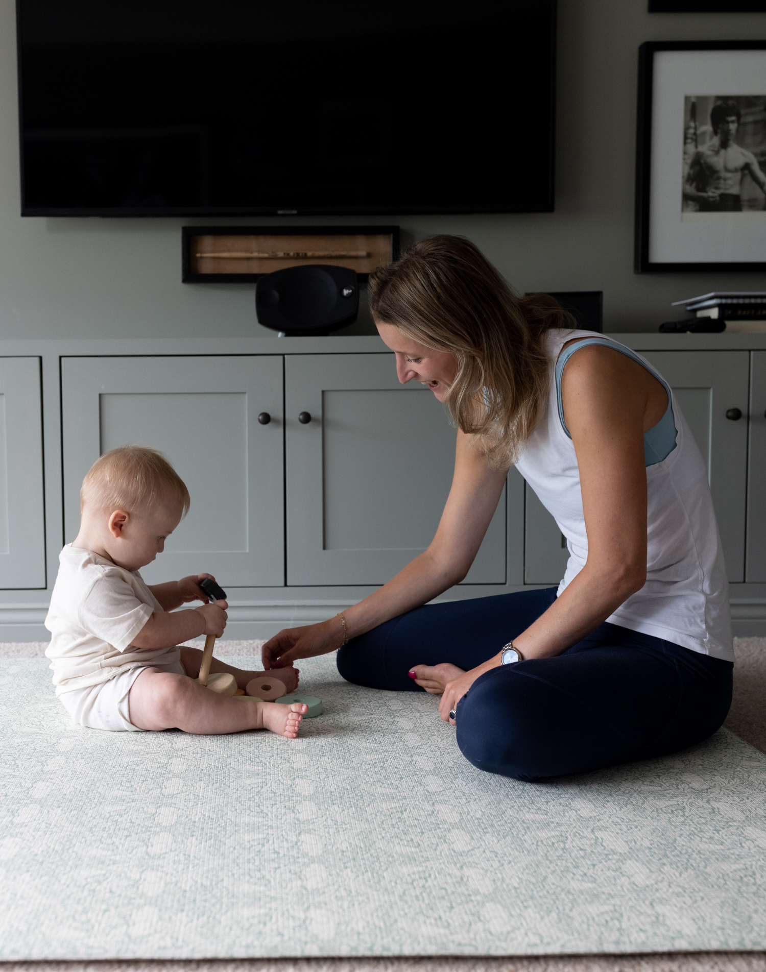 brer rabbit playmat with mum and baby playing sitting practise on floor protective padded play rug that is soft and comfortable for babies development, one piece and easy to clean playmat