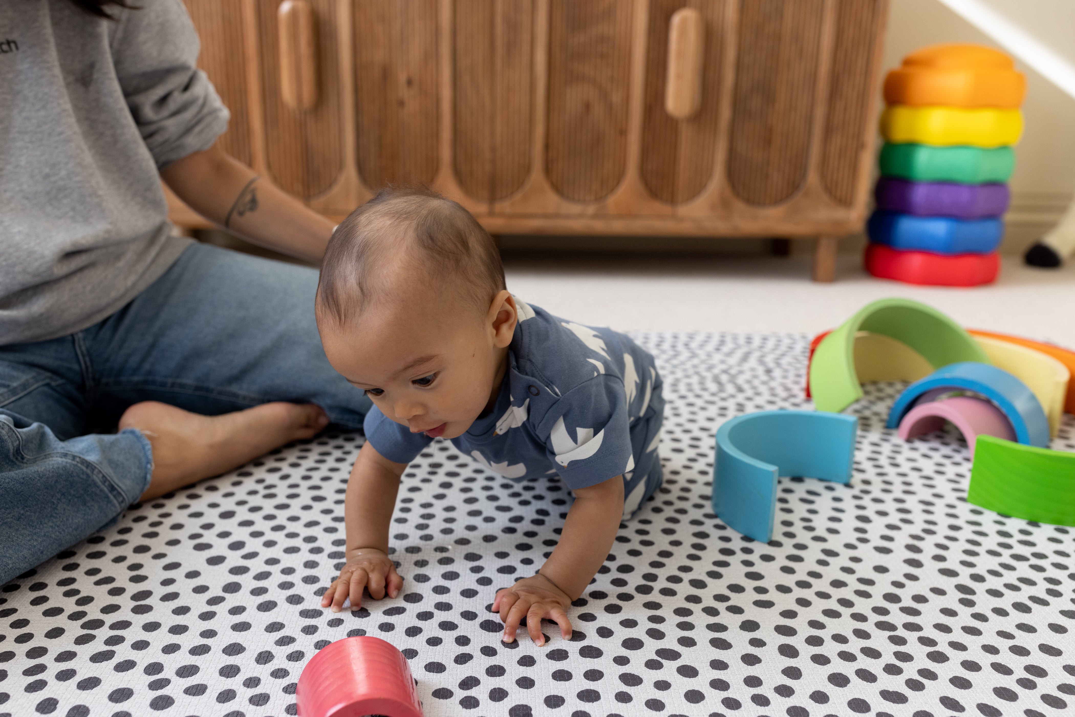 Why Floor Play Matters: A Parent’s Guide to Play, Movement and Connection