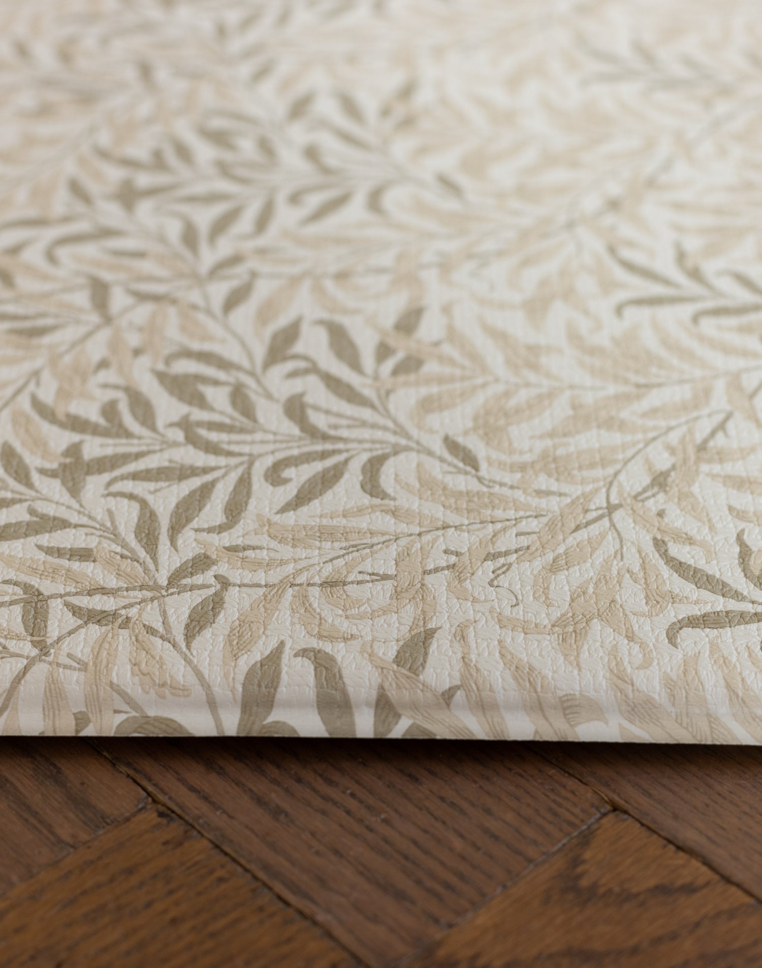 Close up of  leaf pattern and thickness of playmat