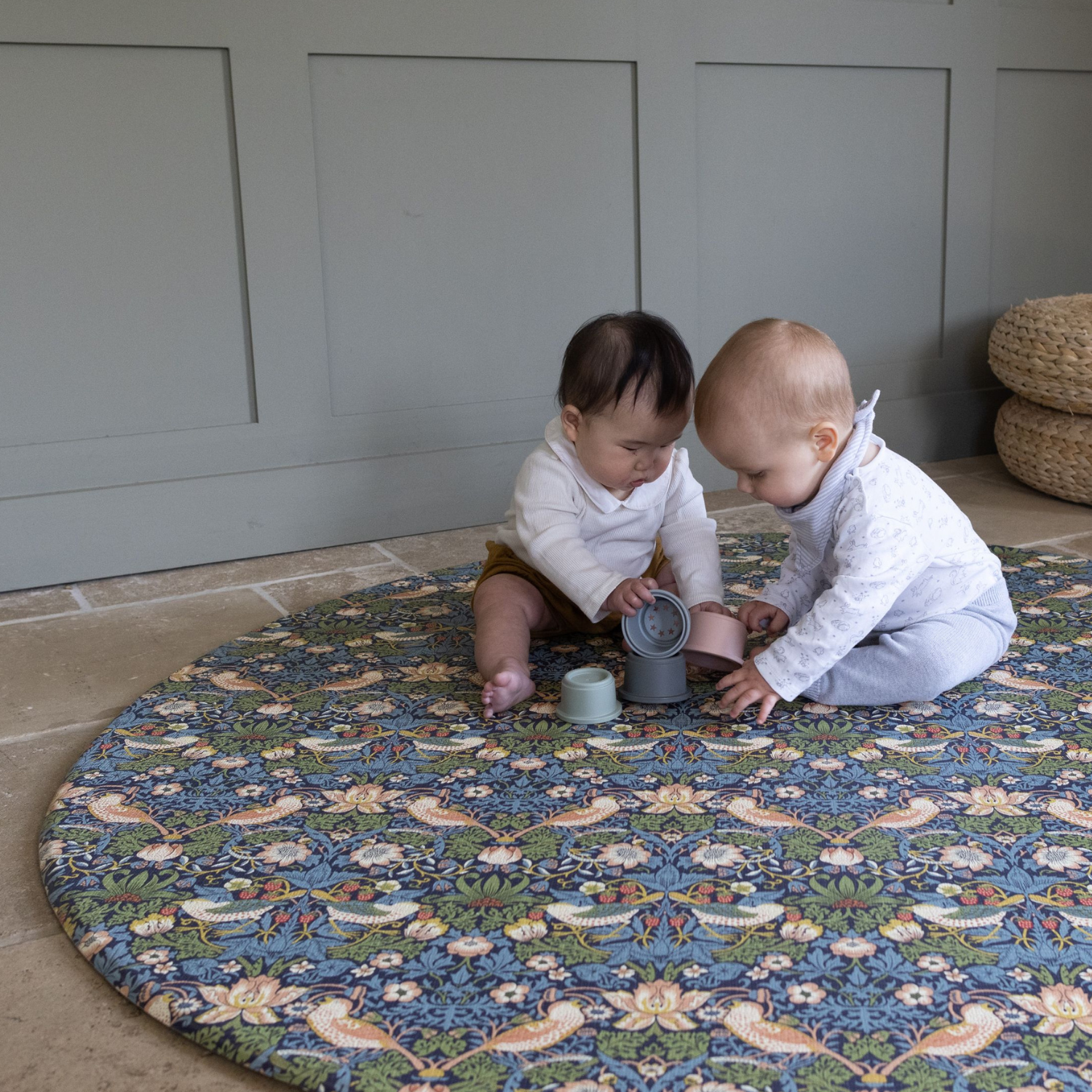 padded memory foam play mat perfect for playing with your baby to suit your interior style! Reversible playmats, one piece and wipedown making them easy to clean padded playmat so you don't feel the floor underneath. Non toxic playmats, safe play mats from newborn+