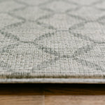 Close-up the gatherer playmat in thick memory foam with geometric trellis pattern