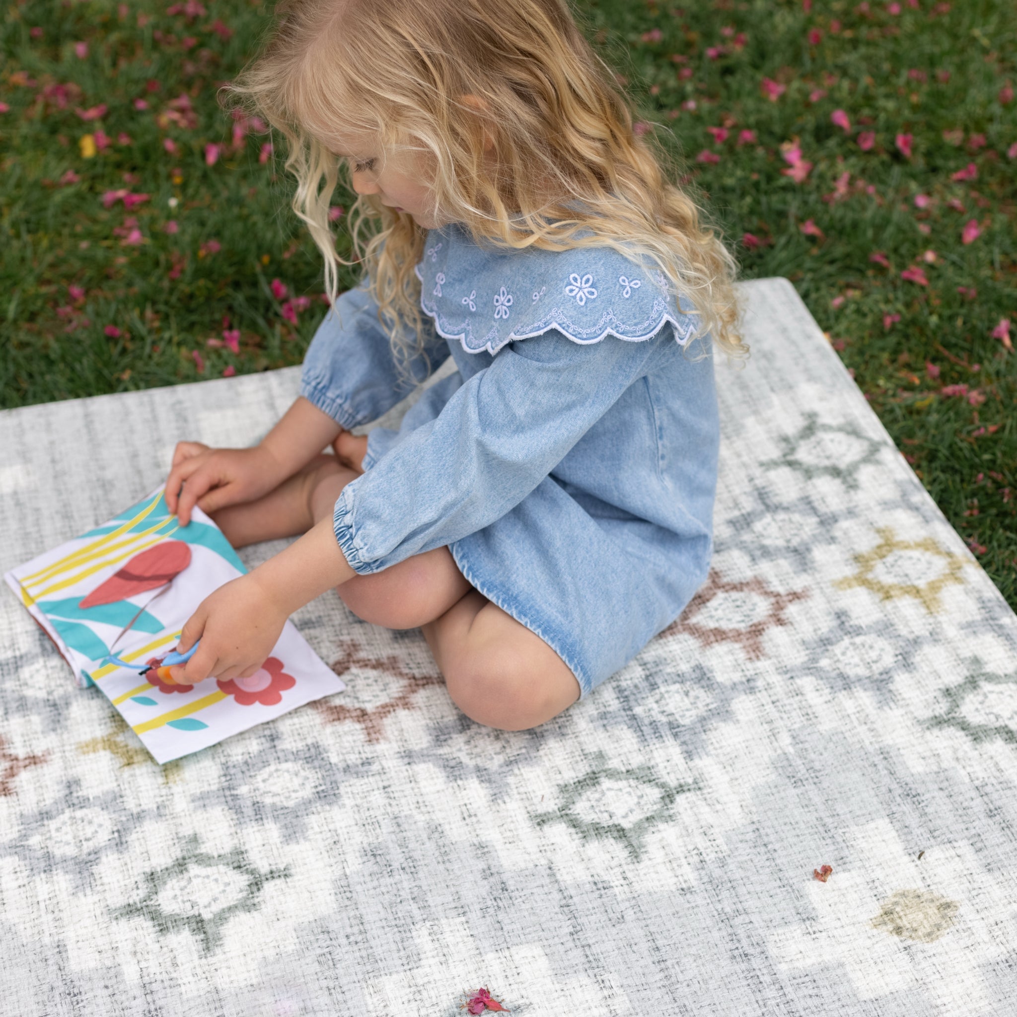 The Nomad Luxury Stylish One-piece grey Playmat – Totter + Tumble